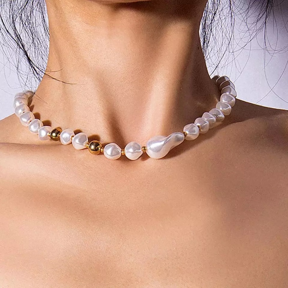 Baroque Pearl Chocker Necklace
